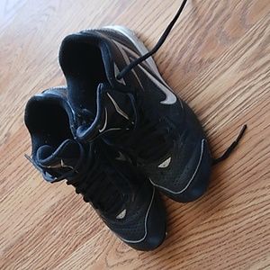 Nike cleats size 2 youth